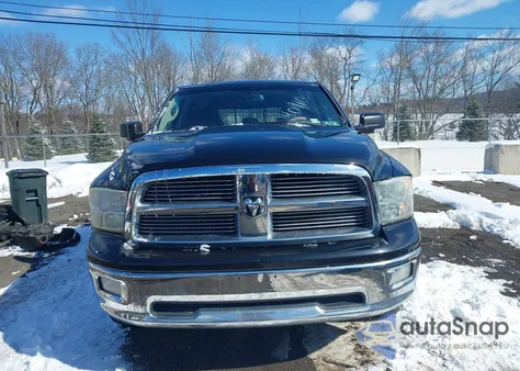 2010 Dodge Ram 1500 Slt/Sport/Trx z USA, uszkodzony, nr VIN 1D7RV1CT4AS119640